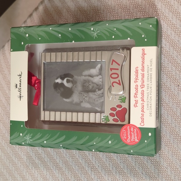 Hallmark Pet Ornament - Picture 4 of 7